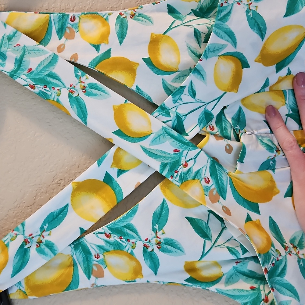 Elle Lemon Print Dress Size 4‎ - Picture 5 of 8